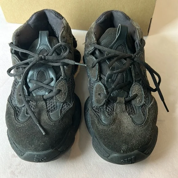 YEEZY 500 Adidas Size 7